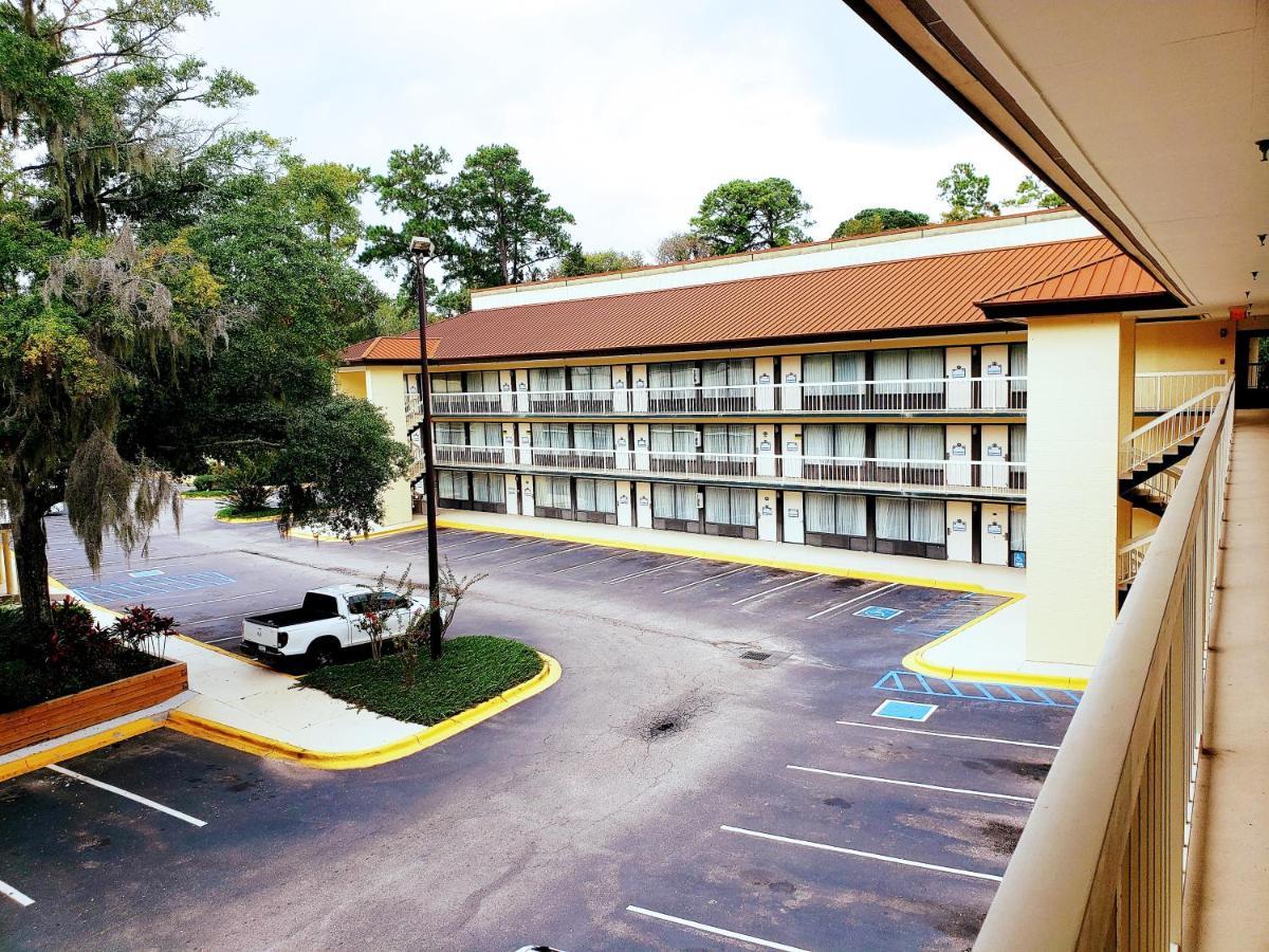 Simple Rewards Inn Hilton Head Island Exterior foto